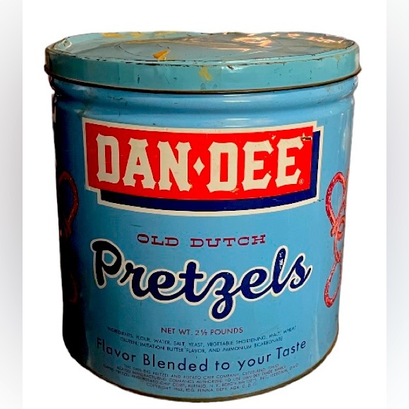 Dan-Dee Other - Vintage Dan-Dee Pretzel Tin